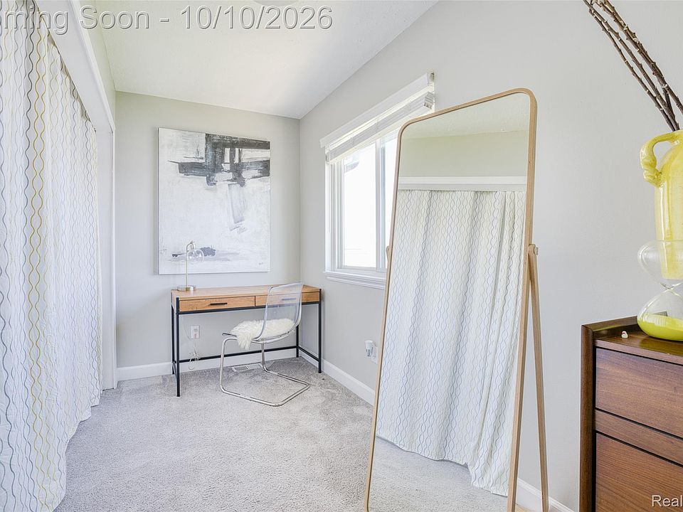 10094 Elizabeth Lake Road, photo 25