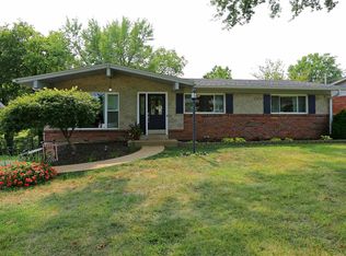 4518 Blairwood Dr, Saint Louis, MO 63128