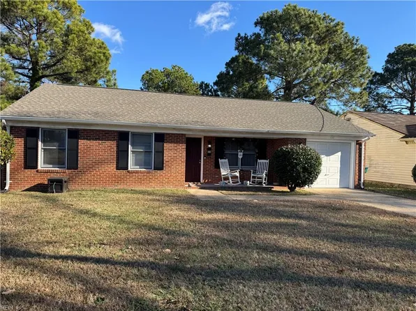 232 Pine Ave, Newport News, VA 23607