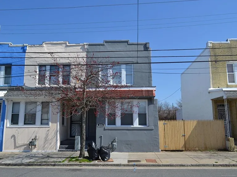 353 N New Jersey Ave — Photo 1