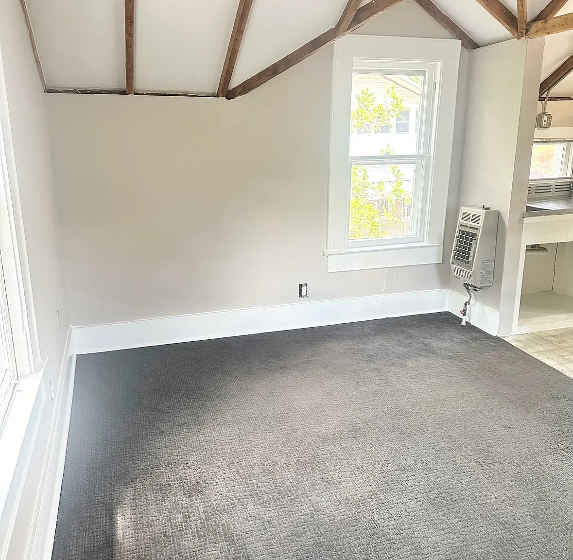 Studio, 350 sqft, $1,535 — Photo 2