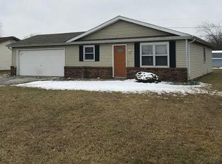 436 E Cook Rd, Fort Wayne, IN 46825
