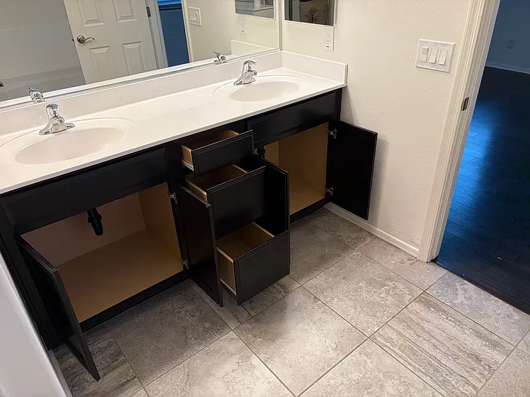 2146 W Tobias Way — Photo 18