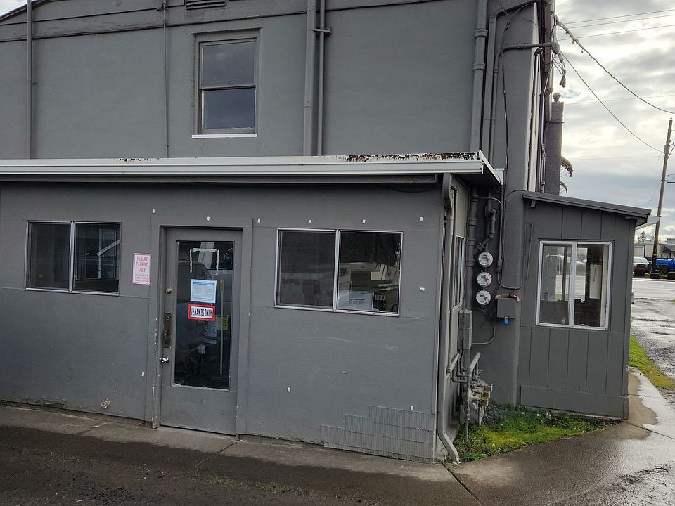 1st image of 3121 S Santiam Hwy APT 2