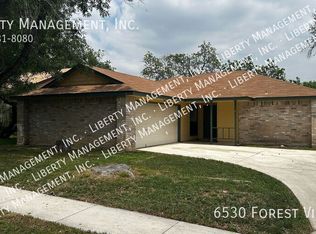 6530 Forest Vlg, San Antonio, TX 78250