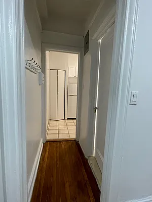 Rented by Peter R. Hungerford, LREB | media 16