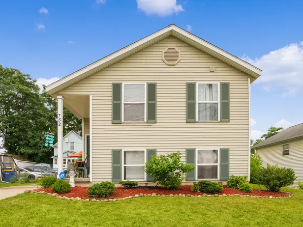 752 Hogan St SW, Grand Rapids, MI 49503