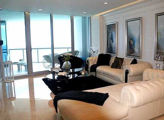 5th image of 17121 Collins Ave APT 3605
