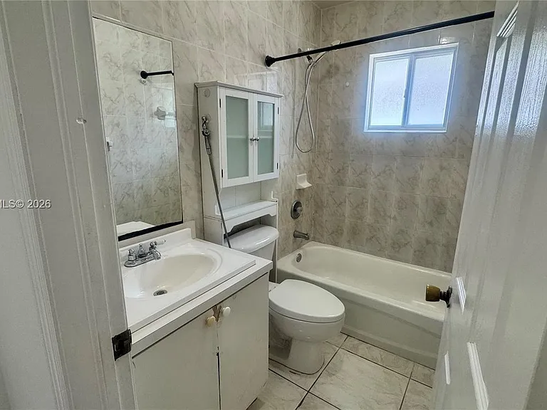 5680 NW 23rd Ave — Photo 10