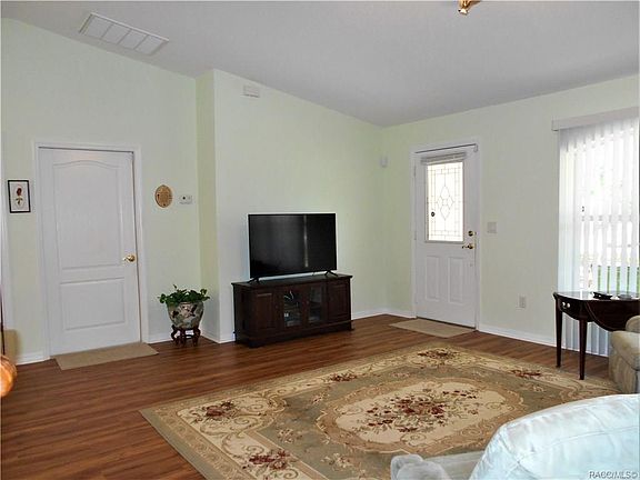 4th image of 8501 N Creek Way