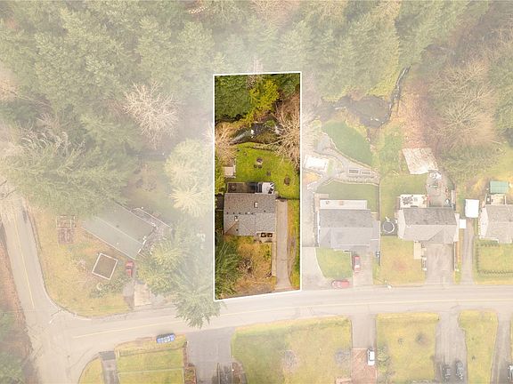 3rd image of 114 Roberta Rd W