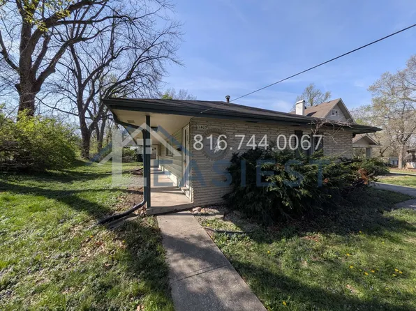 11407 E 19th St S, Independence, MO 64052