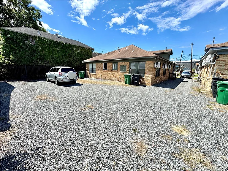 7 Hunt St — Photo 12