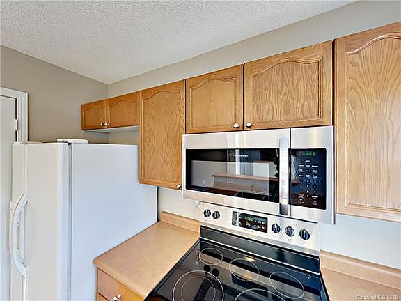 5th image of 5905 Moose Ln