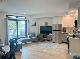 1950 Washington St APT 2F, Boston, MA 02118