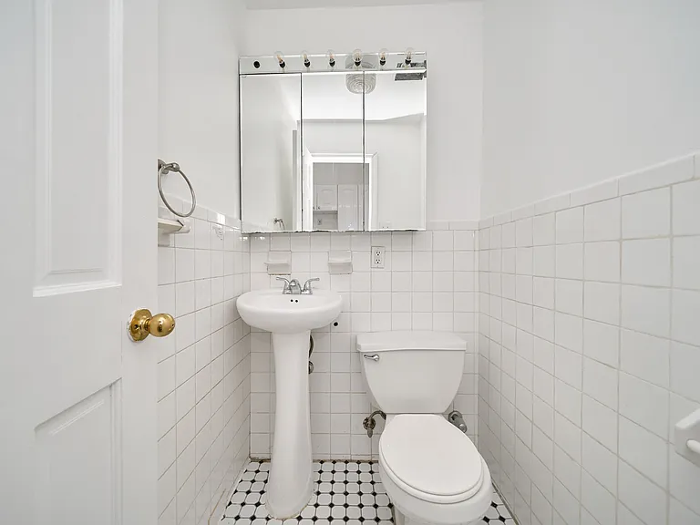 177 Bleecker St #3 — Photo 9