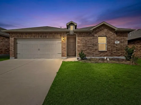 8425 Wildwest Dr, Fort Worth, TX 76131