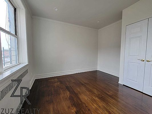 5th image of 402 Ocean Pkwy #663