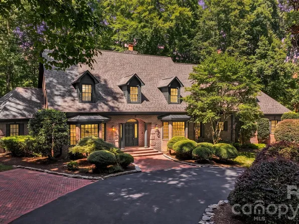 296 Culloden Rd, Iron Station, NC 28080