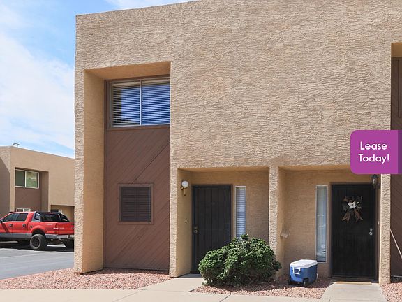 2nd image of 1601 W Sunnyside Dr