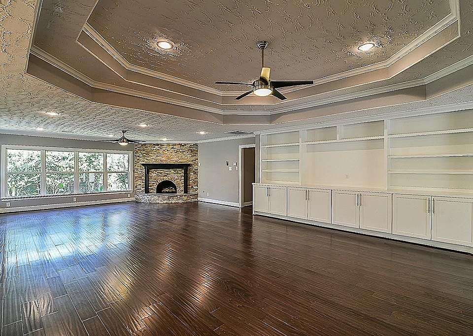 1st image of 3318 Braeswood