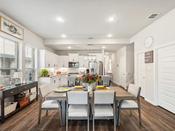 226 Brookview Dr, Lavon, TX 75166