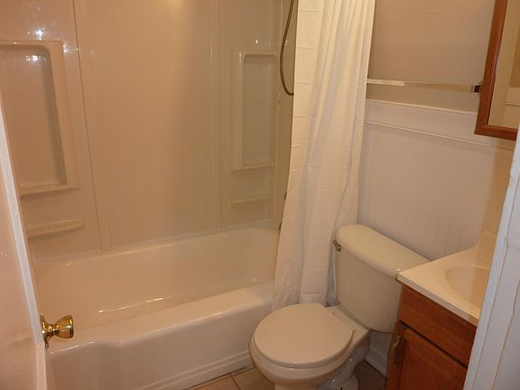5th image of 1811 Gatewood Ave