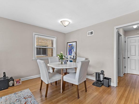 4th image of 4022 N Newhall St