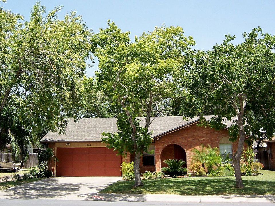 1st image of 1709 Plantation Dr