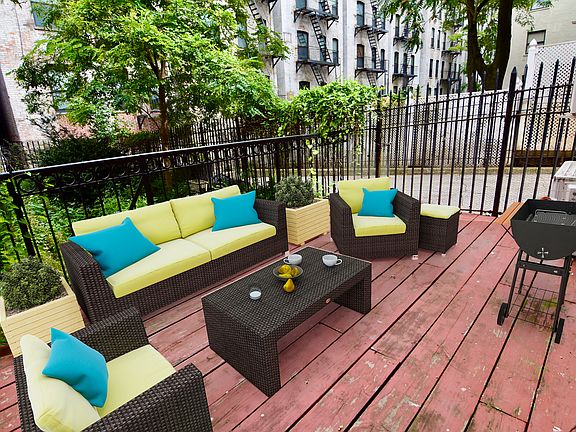 3rd image of 263 W 113th St APT 1