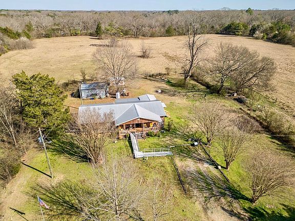 2nd image of 206 Dunnigan Rd