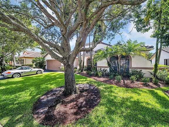 4th image of 2742 E Orchard Circle