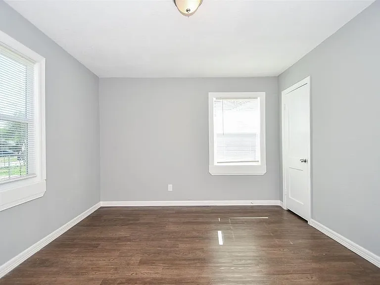 7334 Mountbatten Rd — Photo 17