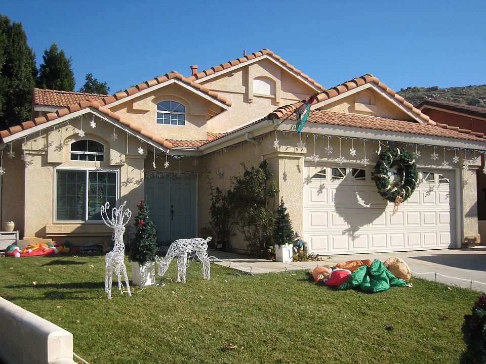 COMPLIMENTS OF PARK PLACE REAL ESTATE