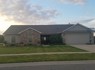 302 Charles Dr, Fremont, IN 46737