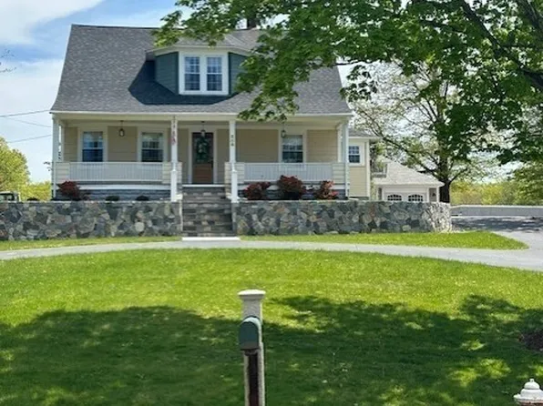 506 Old Post Rd, North Attleboro, MA 02760