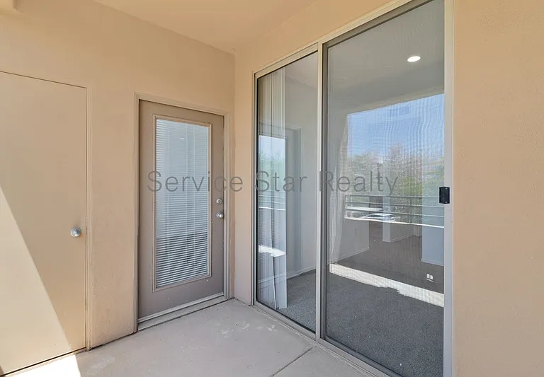 20100 N 78th Pl #2114 — Photo 14
