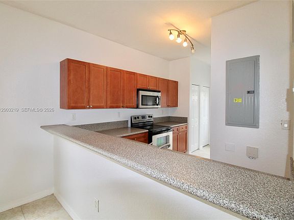3rd image of 14054 SW 49th St #20