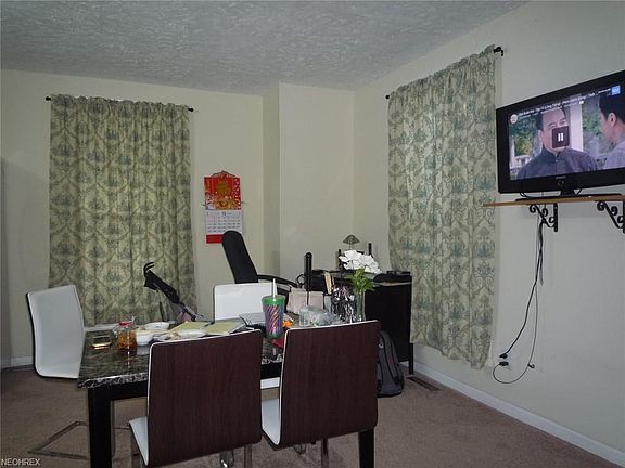 5th image of 3006 8th Ave
