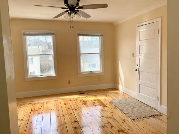 7 Rena St #3, Worcester, MA 01604