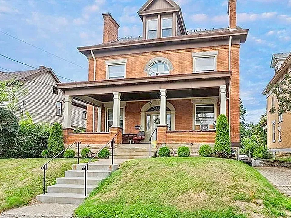 125 Washington Avenue (Full Service) (For Sale)