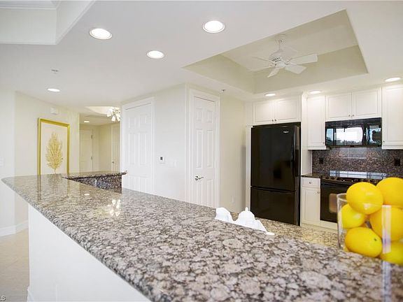 5th image of 2738 Tiburon BLVD E #B-302