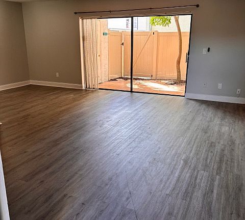 2nd image of 4733 Puritan Cir