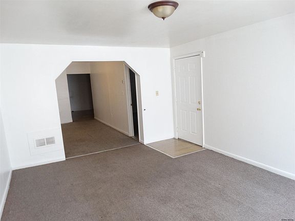 2nd image of 789 River St