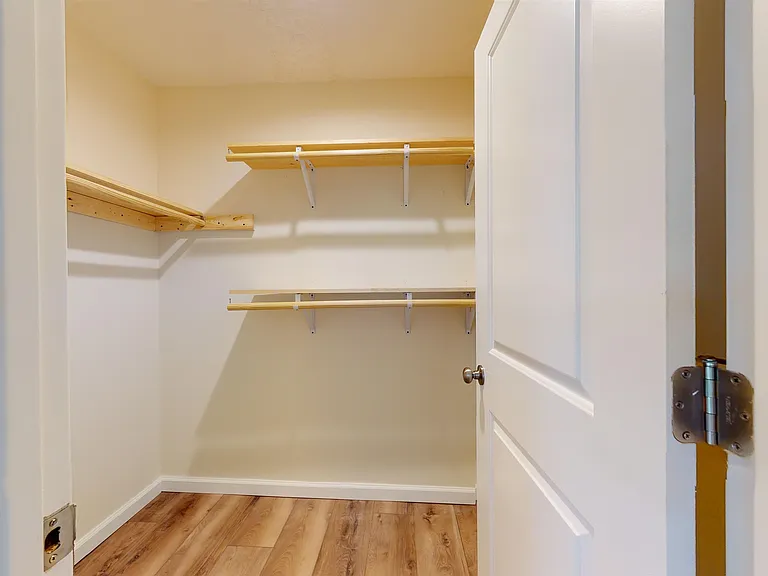 620 Segovia Rd — Photo 19