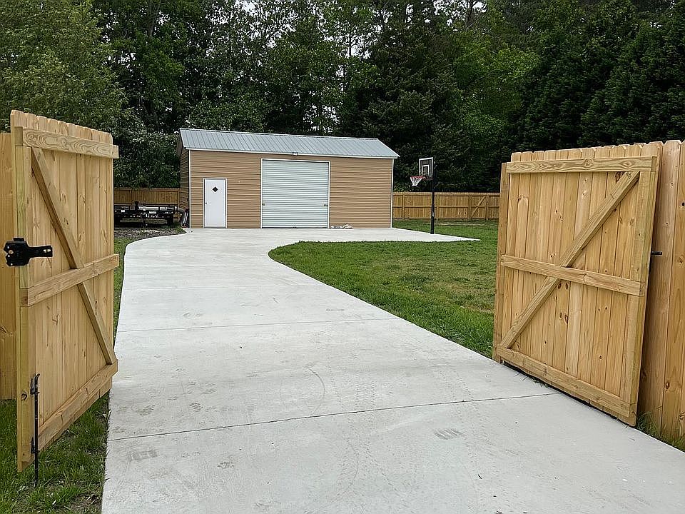 2nd image of 4307 Big Bethel Rd