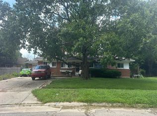 817 Fairacres Dr, Dayton, OH 45429