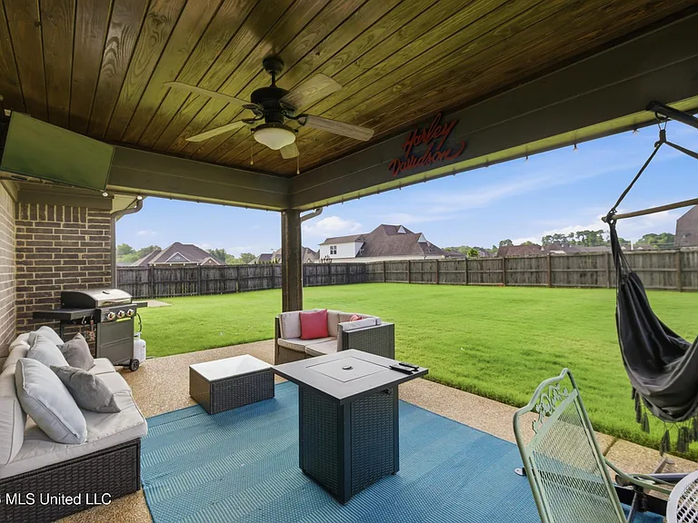 5353 Keating Dr — Photo 30