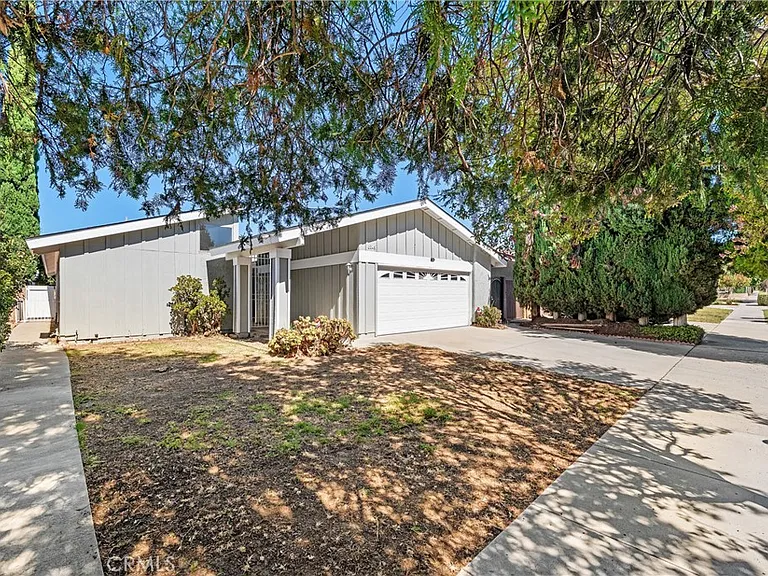 8349 Lurline Ave — Photo 45