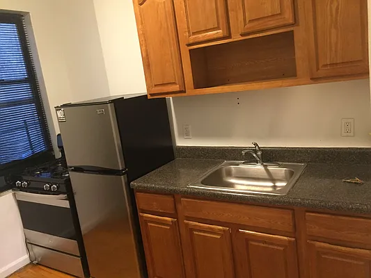 Rented by Zuz Realty | media 22